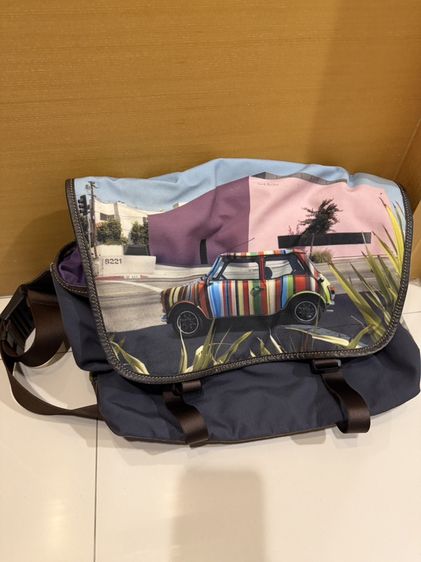 กระเป๋าสะพายPaul smith
