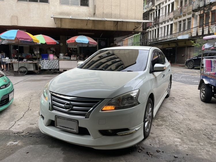 Nissan Sylphy 2013 1.6 V Sedan เบนซิน ไม่ติดแก๊ส เกียร์อัตโนมัติ ขาว
