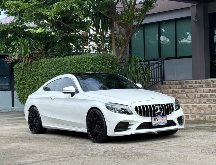 Mercedes-Benz C-Class 2020 C200 Sedan เบนซิน ไม่ติดแก๊ส เกียร์อัตโนมัติ ขาว