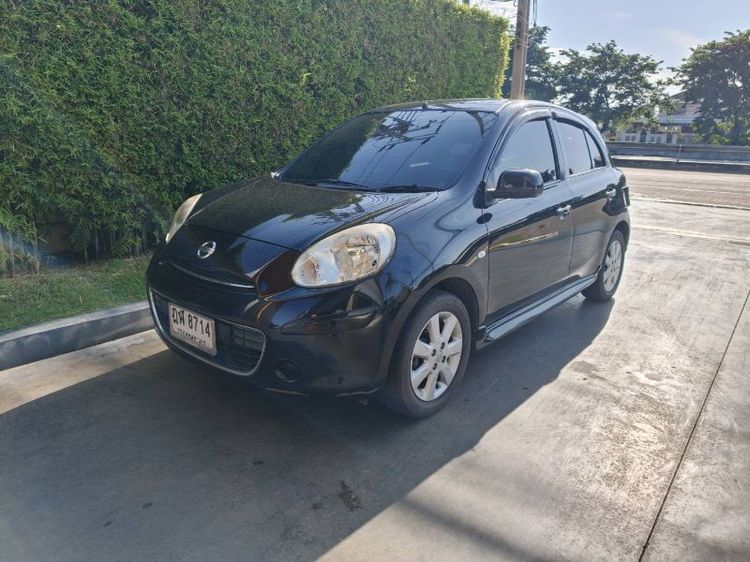 รถ Nissan March 1.2 E สี ดำ