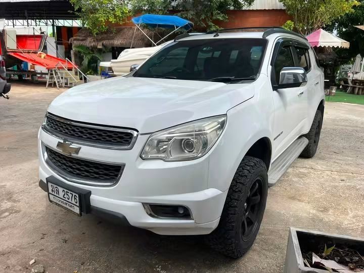 Chevrolet Trailblazer 2013 2.8 LTZ 4WD Utility-car ดีเซล เกียร์อัตโนมัติ ขาว รูปที่ 2