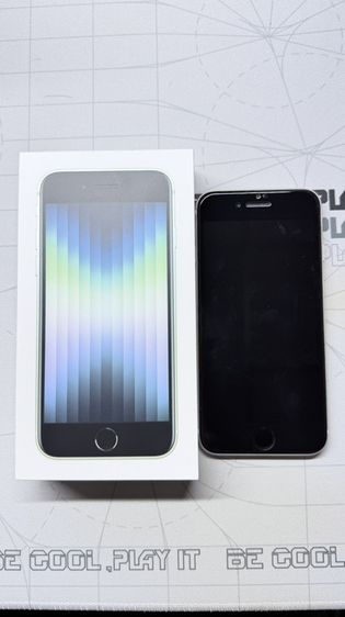 64 GB iPhone SE 3