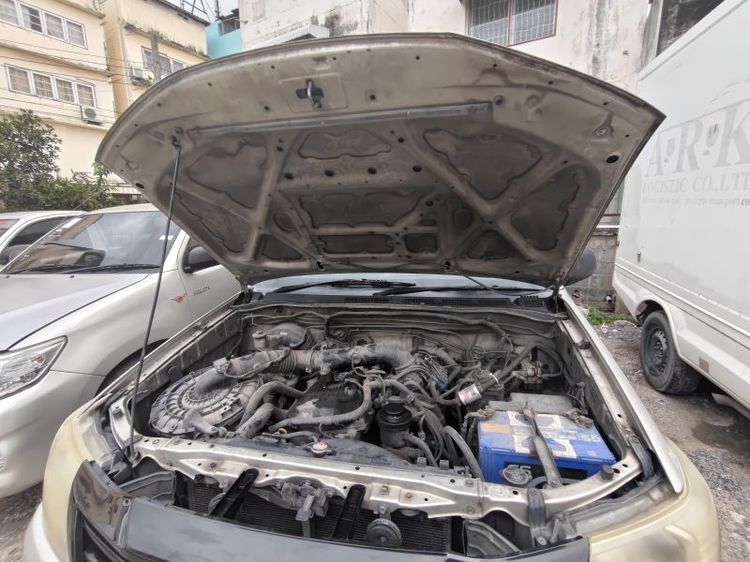 Toyota Hilux Vigo 2011 2.7 J STD Pickup เบนซิน LPG เกียร์ธรรมดา เทา รูปที่ 4