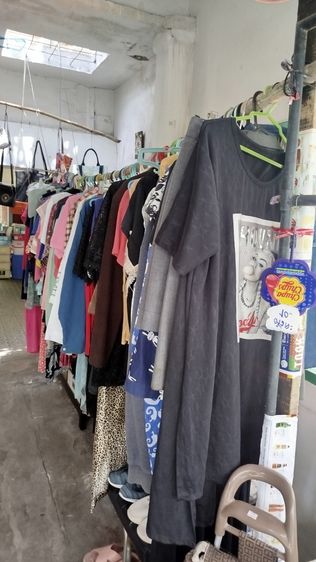 เสื้อผ้า ของใช้ รูปที่ 3