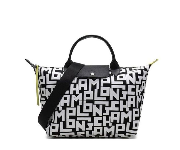 Longchamp อื่นๆ ไม่ระบุ ดำ กระเป๋ารองชอมลายคลาสสิค