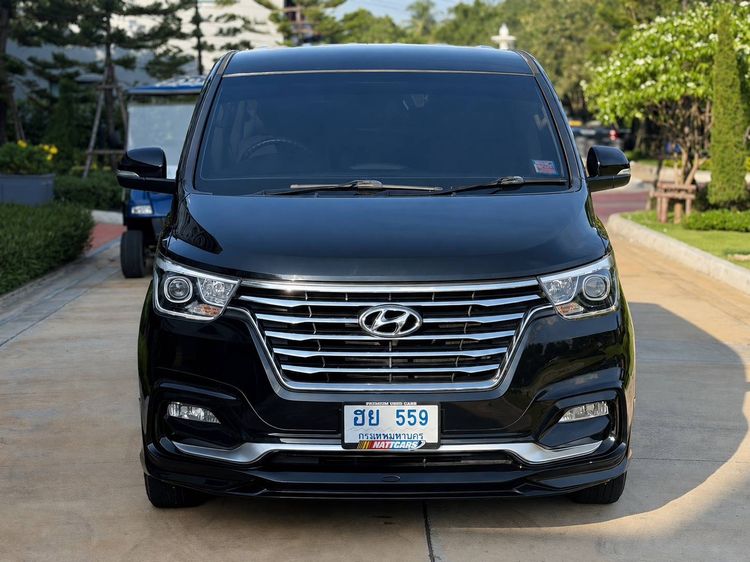 Hyundai H-1  2019 2.5 Elite Utility-car ดีเซล ไม่ติดแก๊ส เกียร์อัตโนมัติ ดำ รูปที่ 2