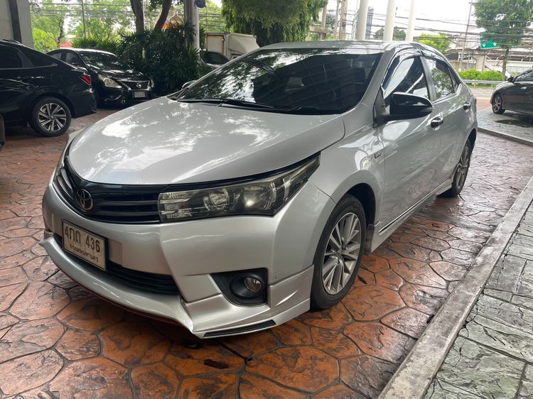 Toyota Altis 2015 1.8 E Sedan เบนซิน ไม่ติดแก๊ส เกียร์อัตโนมัติ เทา รูปที่ 3