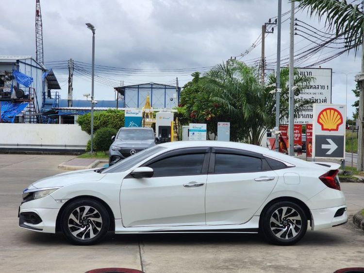 รถ Honda Civic 1.8 EL i-VTEC สี ขาว