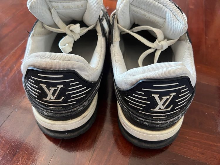 Louis Vuitton(LV) Trainer รองเท้า แท้ Sneaker (ลายเดนิมสีเทาดำขาว) รูปที่ 3