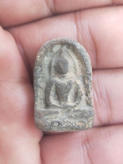 พระซุ้มกอเนื้อเก่า