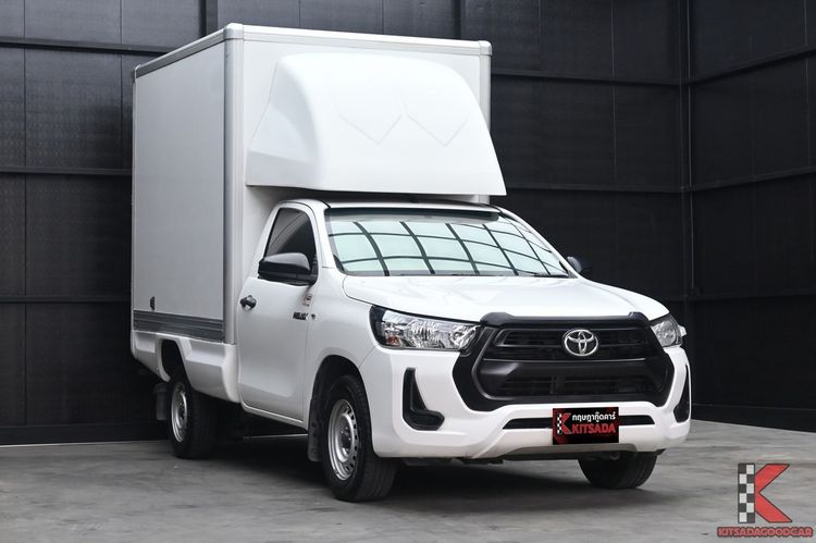 รถ Toyota Hilux Revo 2.4 Entry สี ขาว
