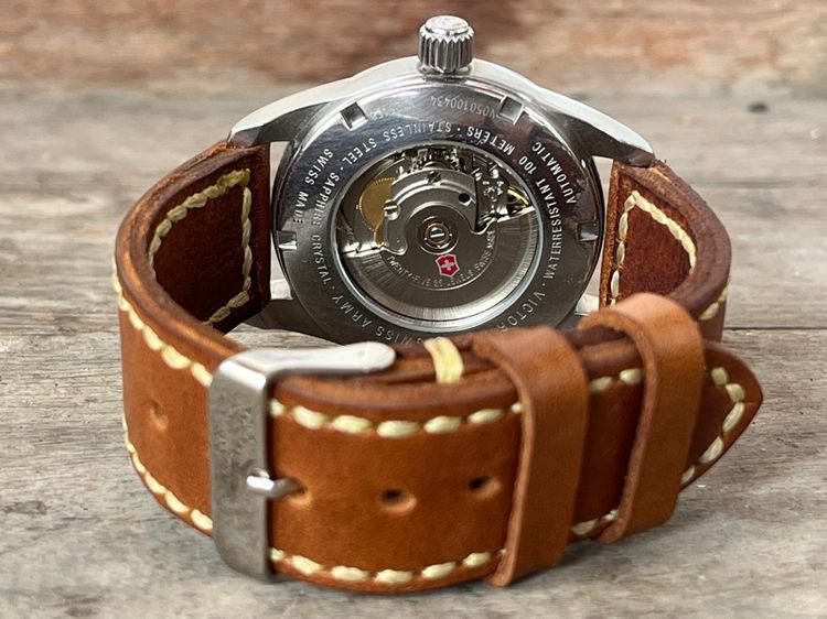 รับเทรด Victorinox Swiss Army Automatic Silver Dial 41mm รูปที่ 9