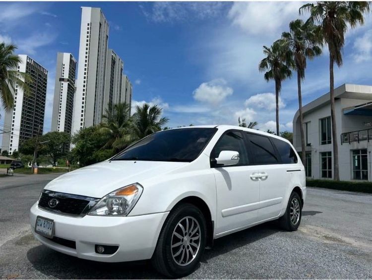 รถ Kia Grand Carnival 2.9 CEO สี ขาว