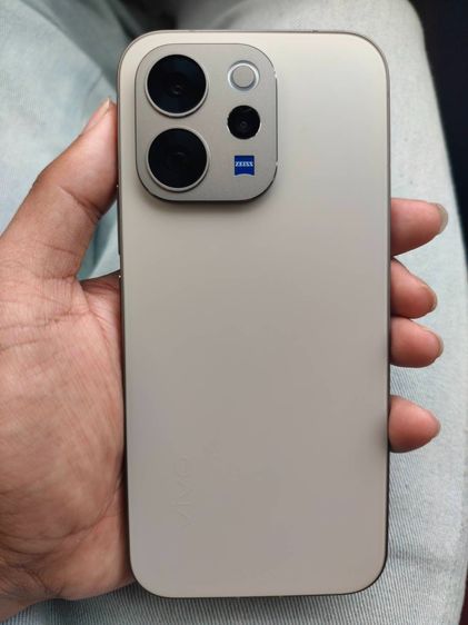 อื่นๆ 512 GB Vivo v70