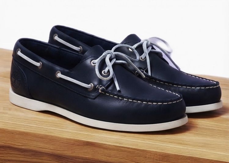Timberland Classic 2-Eye Boat Shoe Navy Full-Grain
