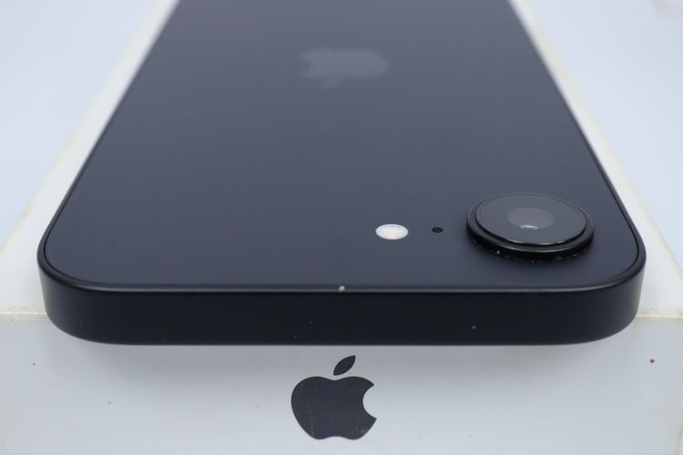 iPhone 16e 256GB  รูปที่ 6