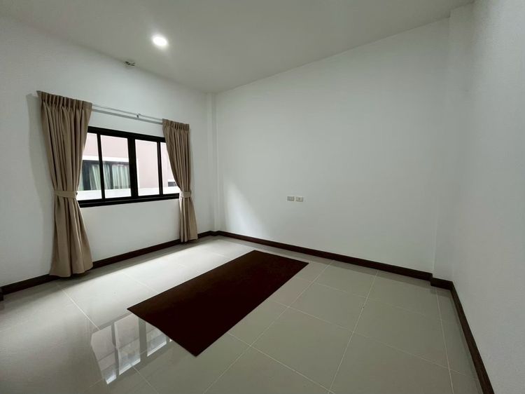 ตกแต่งครบ บ้านเดี่ยวพร้อมอยู่️ 4 ห้องนอน 4 ห้องน้ำ  พร้อมเฟอร์นิเจอร์ครบ รูปที่ 4