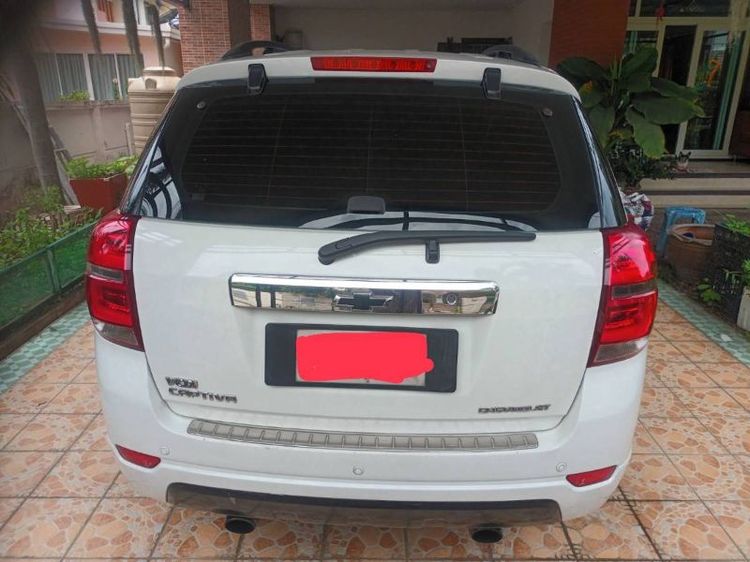 Chevrolet Captiva 2012 2.0 LS Utility-car ดีเซล ไม่ติดแก๊ส เกียร์อัตโนมัติ ขาว รูปที่ 4