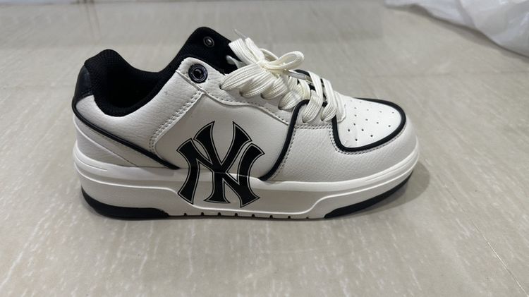 ขายรองเท้าผ้าใบ MLB Chunky Liner PU Sneakers สภาพสวยมาก ราคาถูก รูปที่ 11