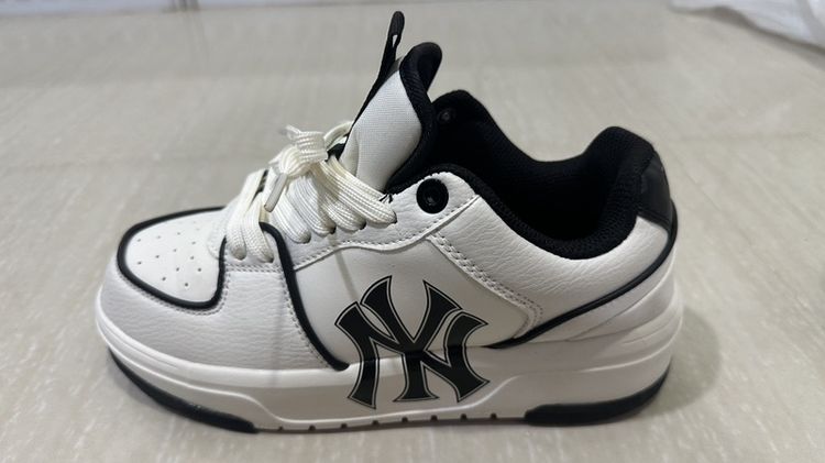 ขายรองเท้าผ้าใบ MLB Chunky Liner PU Sneakers สภาพสวยมาก ราคาถูก รูปที่ 12