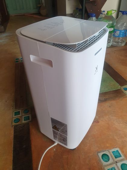 Nikito 20L Dehumidifier for quick sale - must sell this week