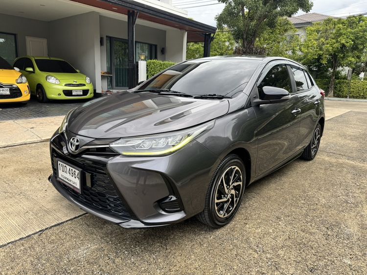 Toyota Yaris ATIV 2020 1.2 Mid Sedan เบนซิน ไม่ติดแก๊ส เกียร์อัตโนมัติ เทา รูปที่ 3