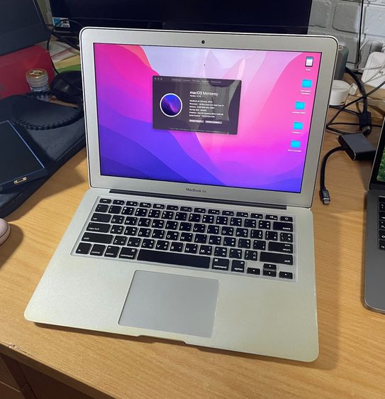 Apple Macbook Pro 13 Inch แมค โอเอส 8 กิกะไบต์ USB ไม่ใช่ Macbook Air 13 inc 2017. Dual Core 1.8 GHz Ram 8 GB HD 128