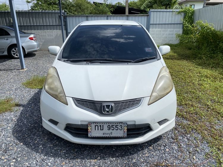 รถ Honda Jazz 1.5 SV VTEC สี ขาว