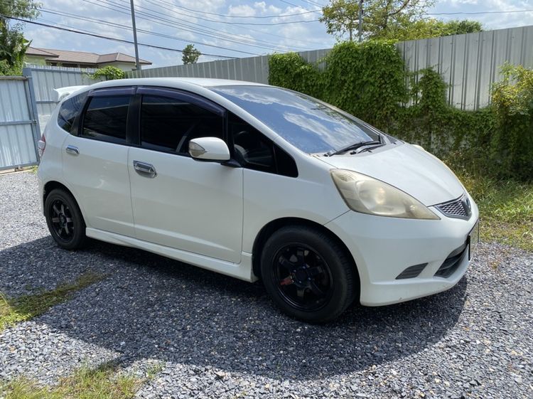 Honda Jazz 2008 1.5 SV VTEC Sedan เบนซิน ไม่ติดแก๊ส เกียร์อัตโนมัติ ขาว รูปที่ 3