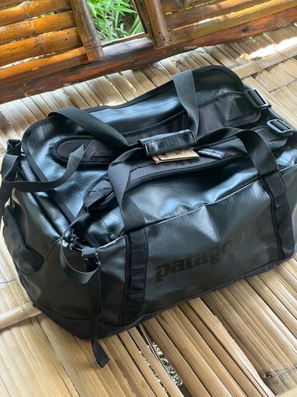 Patagonia Black Hole Duffel 40L – Black – Travel Bag – Large Capacity