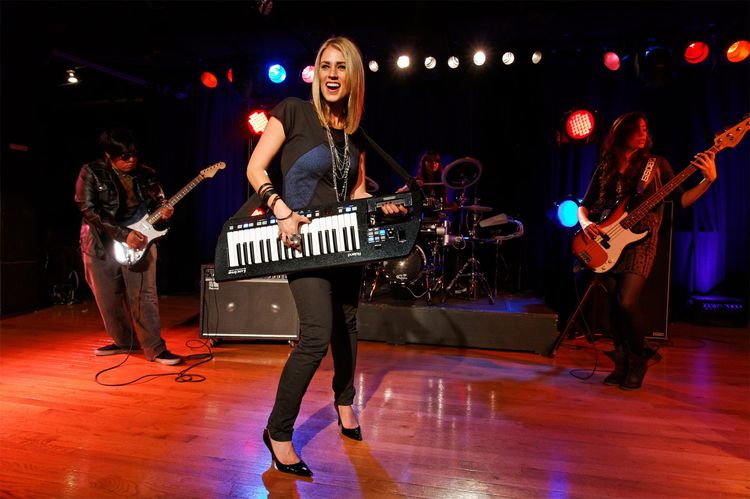 ROLAND LUCINA AX-09 KEYTAR