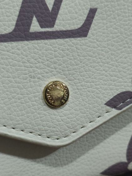 LV Wallet รูปที่ 4