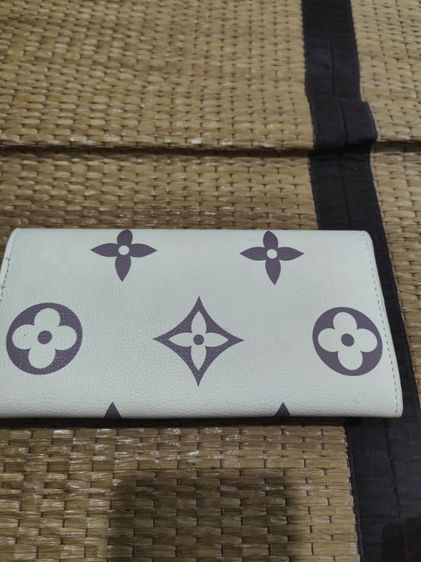 LV Wallet รูปที่ 2