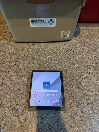 Galaxy Z Fold 5 256 GB ขายถูกๆๆSamsungFold6สีหายากSilver Shadow256กิ๊กจอแท้เดิมไม่มีจุดไม่มีเส้นหายากมากๆใช้งานดีถูกมากกก