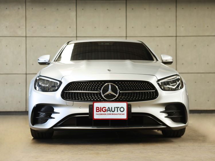 Mercedes-Benz E-Class 2023 E220d Sedan ดีเซล ไม่ติดแก๊ส เกียร์อัตโนมัติ บรอนซ์เงิน รูปที่ 3