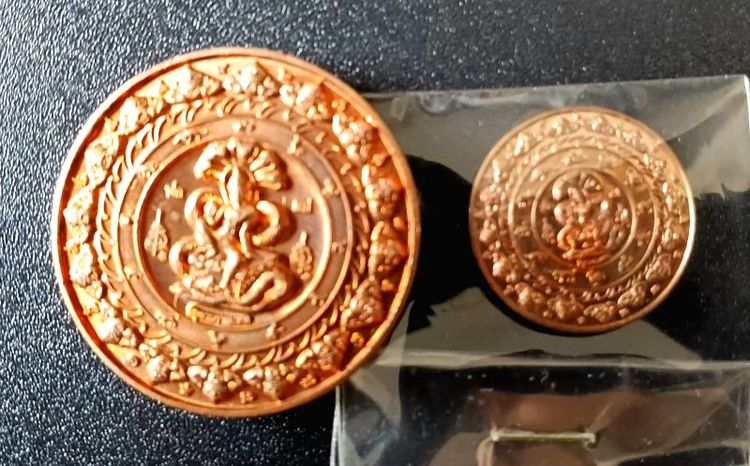อุดมโชคปฐมอรหันต์สุวรรณภูมิ สะสมถึงเวลาหาผู้สะสมต่อ สนใจสอบถามราคาแต่ละองค์อีกครั้งค่าส่ง 100 รูปที่ 13