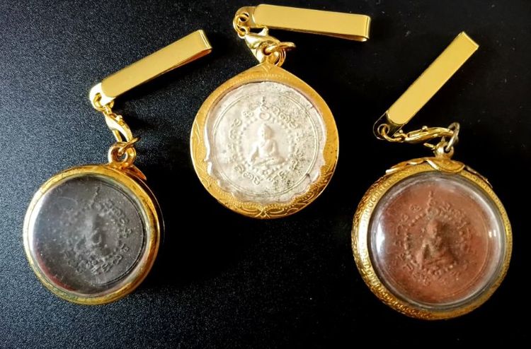 อุดมโชคปฐมอรหันต์สุวรรณภูมิ สะสมถึงเวลาหาผู้สะสมต่อ สนใจสอบถามราคาแต่ละองค์อีกครั้งค่าส่ง 100 รูปที่ 16