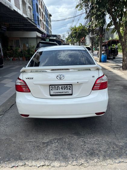 Toyota Vios 2012 1.5 E Sedan เบนซิน LPG เกียร์อัตโนมัติ ขาว รูปที่ 2