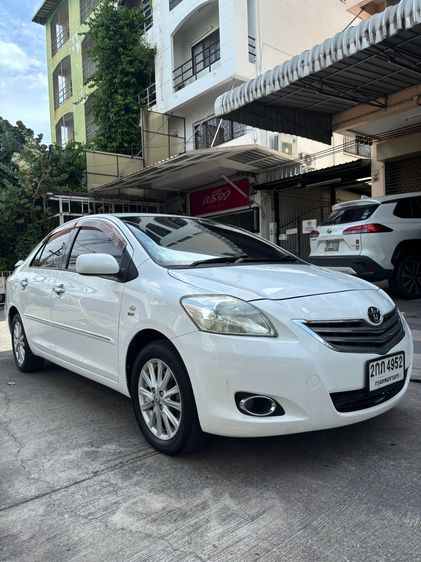 รถ Toyota Vios 1.5 E สี ขาว