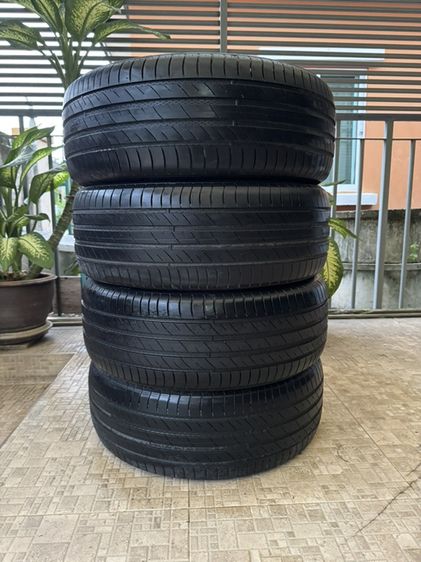 ยาง 215-55-R18