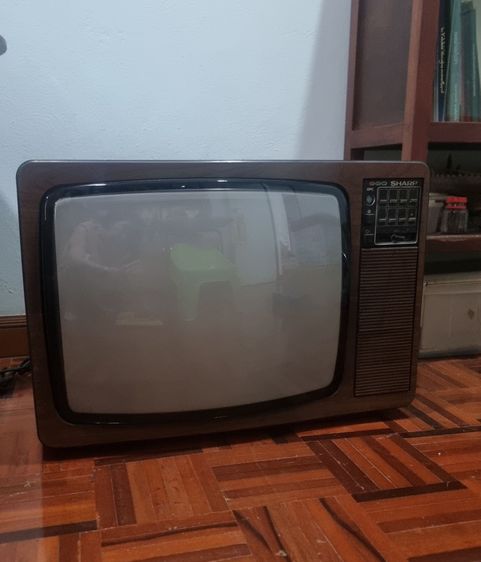ทีวี โบราณ sharp