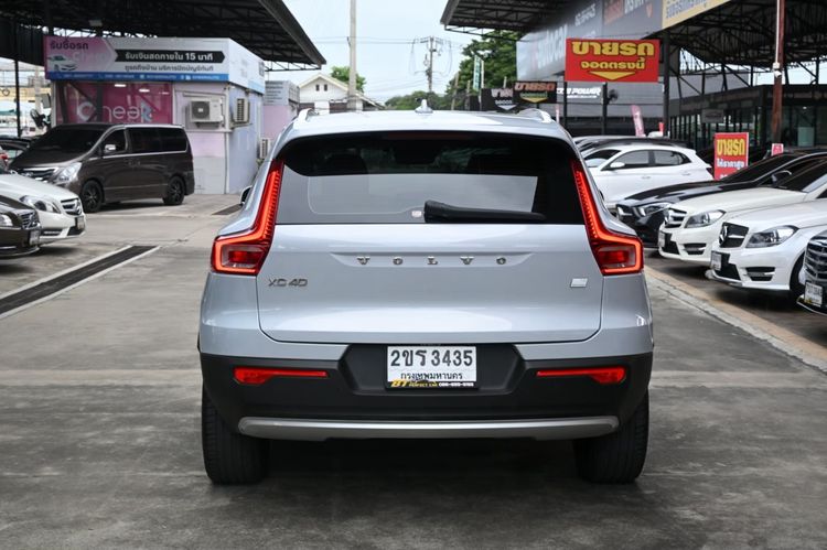 Volvo XC40 2022 Recharge 1.5 T5 Inscription Utility-car ปลั๊กอินไฮบริด (PHEV) ไม่ติดแก๊ส เกียร์อัตโนมัติ ขาว รูปที่ 4