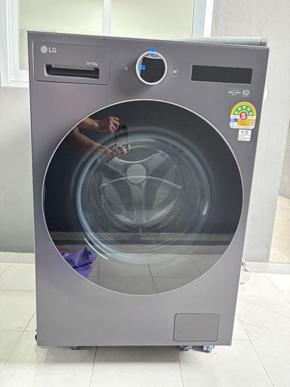 เครื่องซักผ้าอบผ้า เครื่องซักอบผ้า LG  20/10 ซื้อมาใช้งาน 2 ครั้ง สภาพแกะกล่อง