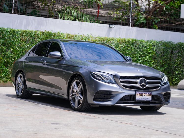 Mercedes-Benz E-Class 2018 E350 AMG Sedan ไฮบริด ไม่ติดแก๊ส เกียร์อัตโนมัติ เทา