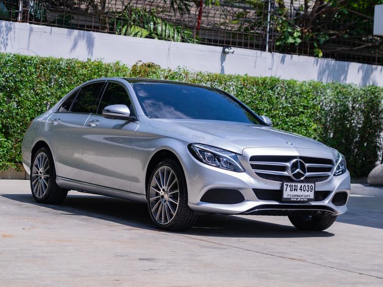 รถ Mercedes-Benz C-Class C350 สี เทา