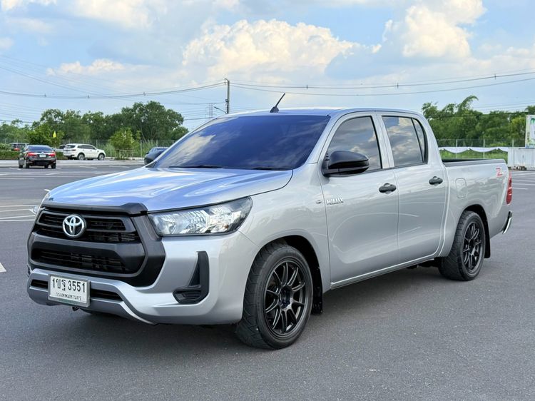 รถ Toyota Hilux Revo 2.4 Z Edition E สี เทา