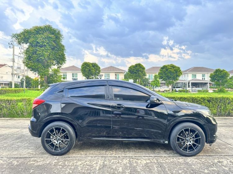 Honda HR-V 2015 1.8 E Limited เบนซิน เกียร์อัตโนมัติ ดำ รูปที่ 2