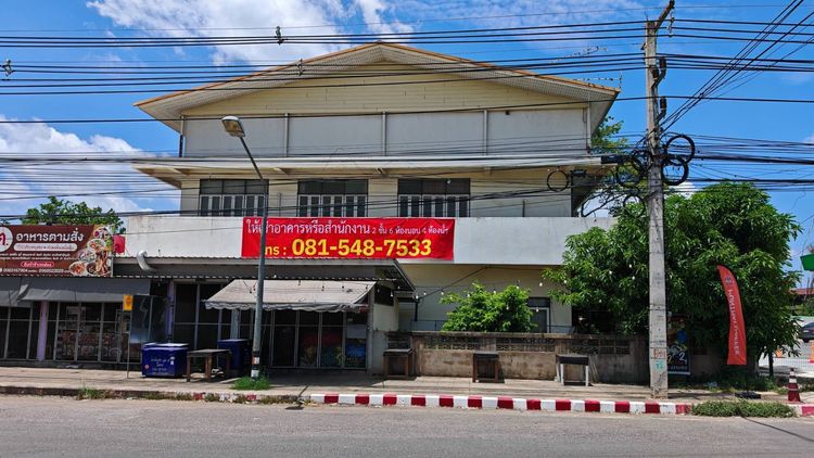 ให้เช่าอาคารพาณิชย์-บ้านขนาดใหญ่ 100 ตร.ว. ติดถนนสุรนารายณ์ (จอหอ-โคราช) จอดรถได้ถึง 10 คัน
