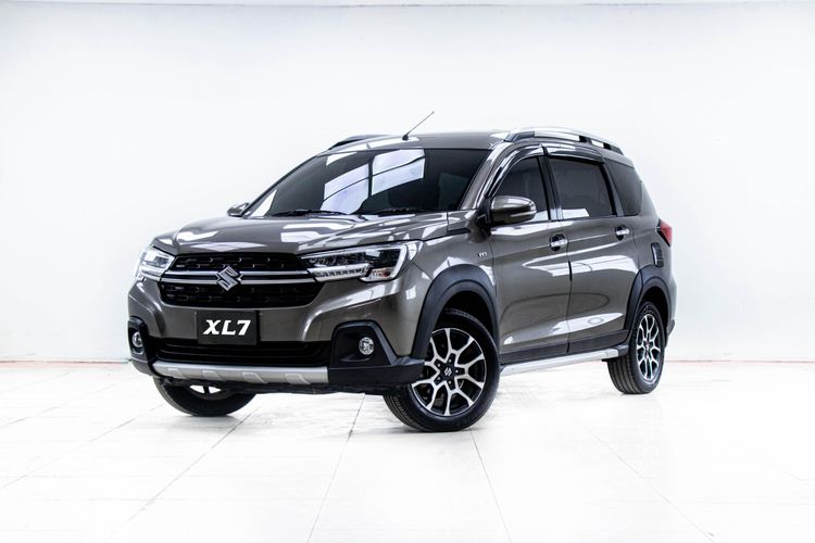รถ Suzuki XL7 1.5 GLX สี เทา