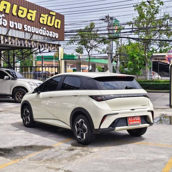 BYD Dolphin 2024 Standard Range Sedan ไฟฟ้า ไม่ติดแก๊ส เกียร์อัตโนมัติ ขาว รูปที่ 3